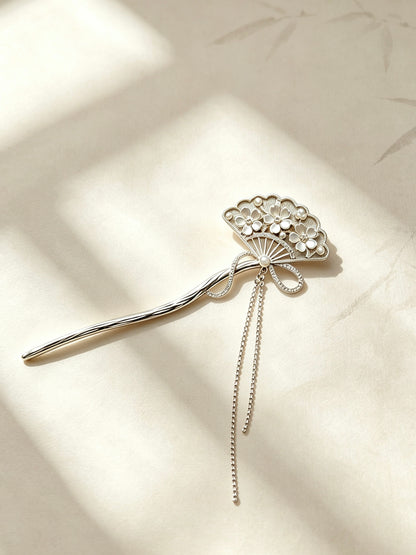 Joseph Arthur Alloy Floral Fan Hair Stick Accessory